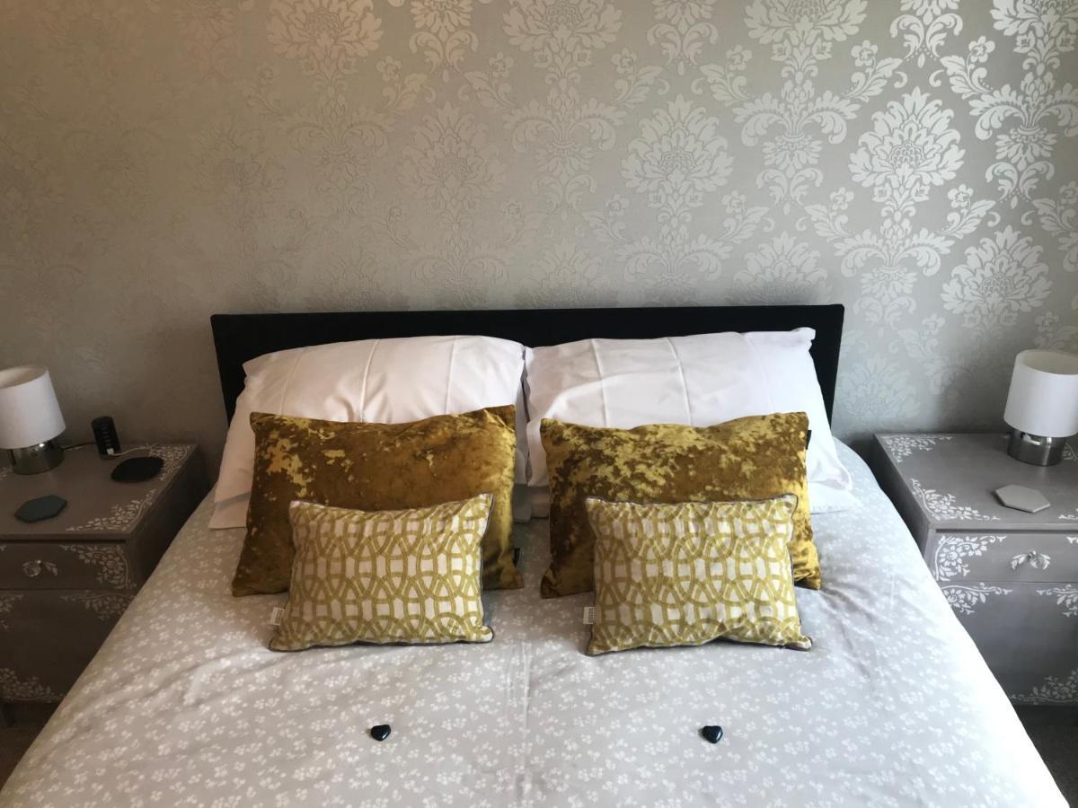 Canal View Bed & Breakfast Bradford (West Yorkshire)